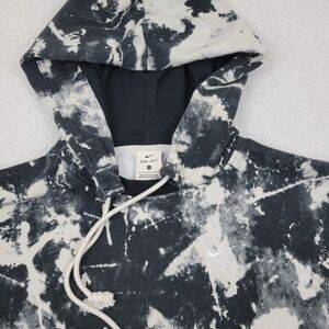 Nike Revolution Standard Issue PO‎ Hoodie Women's Size S Black/White DC5204-010